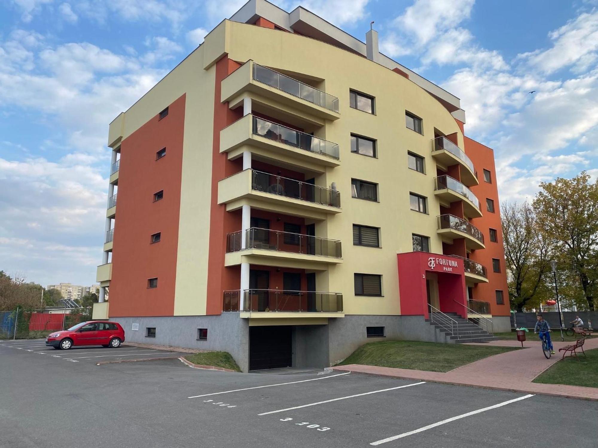 Studio Fortuna Park Sfântu Gheorghe Exterior foto